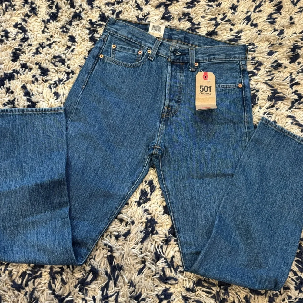 NWT ✨ Levi’s 501 Original Men’s Straight Leg Jeans - 28x30